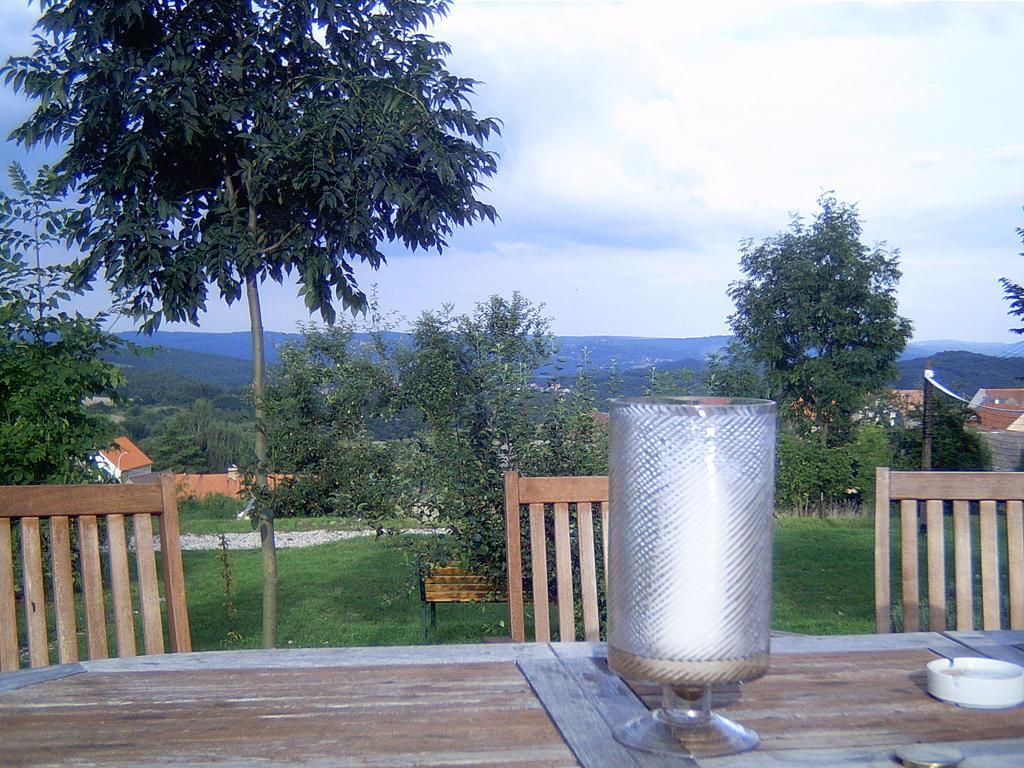 Orli Hnizdo At Chateau Novak Křivoklát Εξωτερικό φωτογραφία